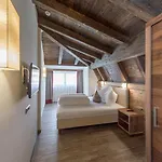 Apartman The By Regina